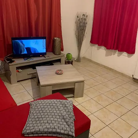 A 6 Minutes De La De Canet Catalane Avec 3 Et Un Grand Salon Special Famille Nombreuse Apartment Perpignan